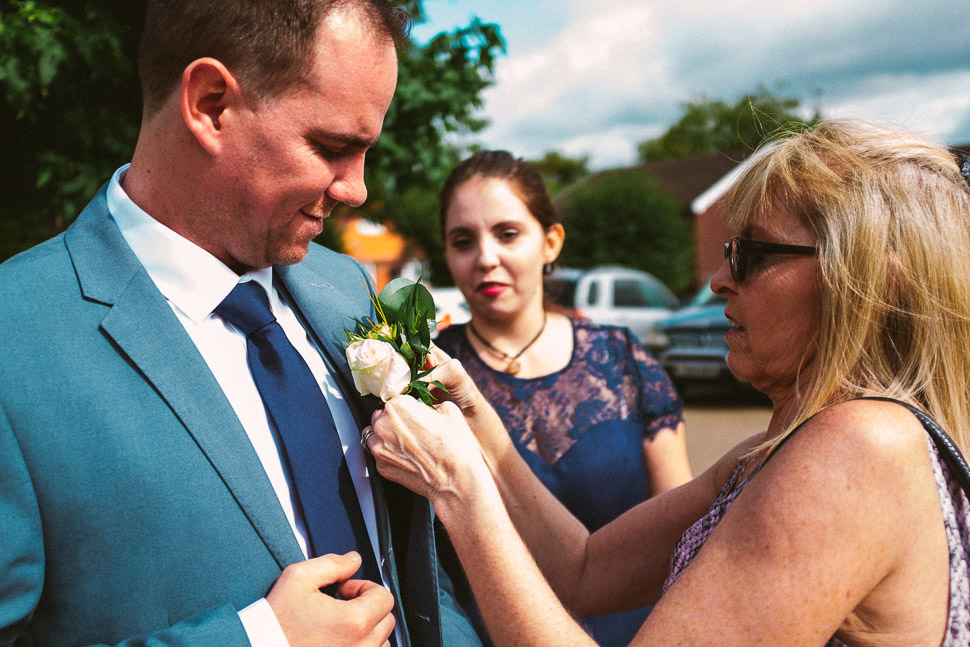 011 GREEN DRAGON INN WEDDING PHOTOGRAPHY CHELTENHAM