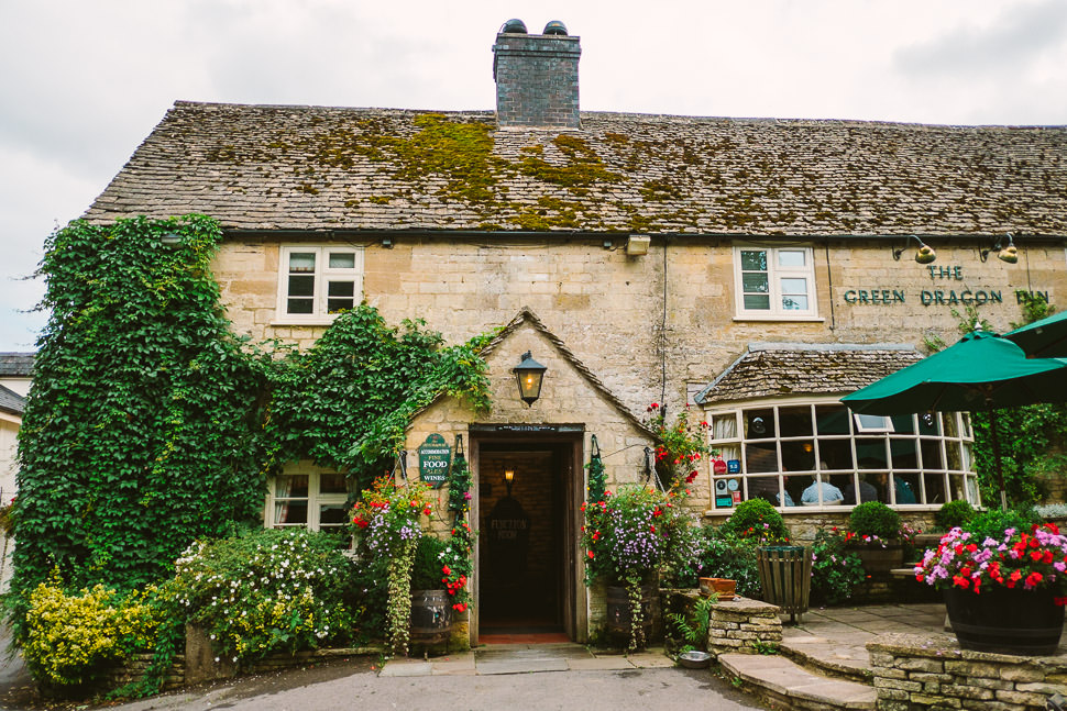 033 GREEN DRAGON INN WEDDING PHOTOGRAPHY CHELTENHAM