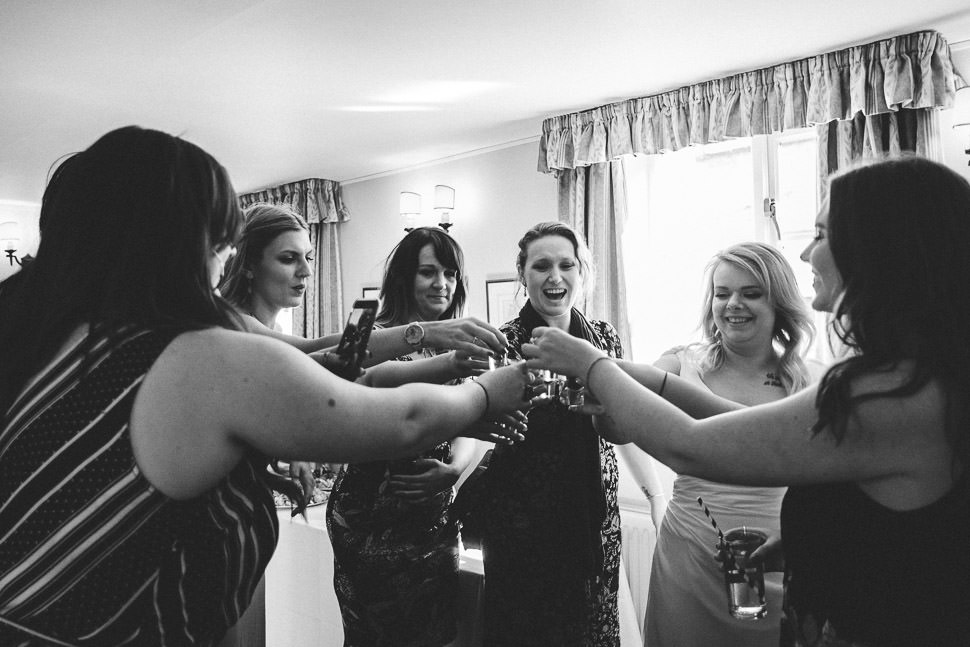 040 GREEN DRAGON INN WEDDING PHOTOGRAPHY CHELTENHAM