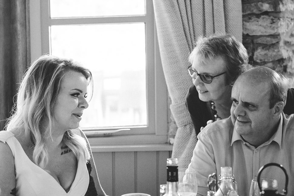 049 GREEN DRAGON INN WEDDING PHOTOGRAPHY CHELTENHAM