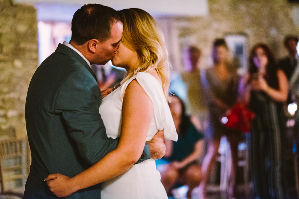075 GREEN DRAGON INN WEDDING PHOTOGRAPHY CHELTENHAM