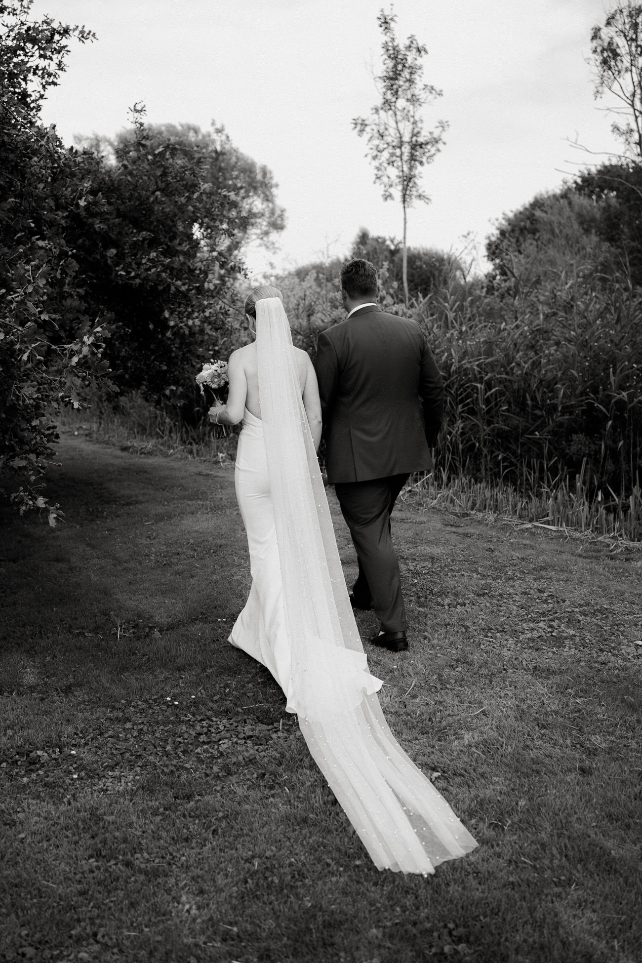 STOCKBRIDGE HAMPSHIRE WEDDING PHOTOGRAPHY 010