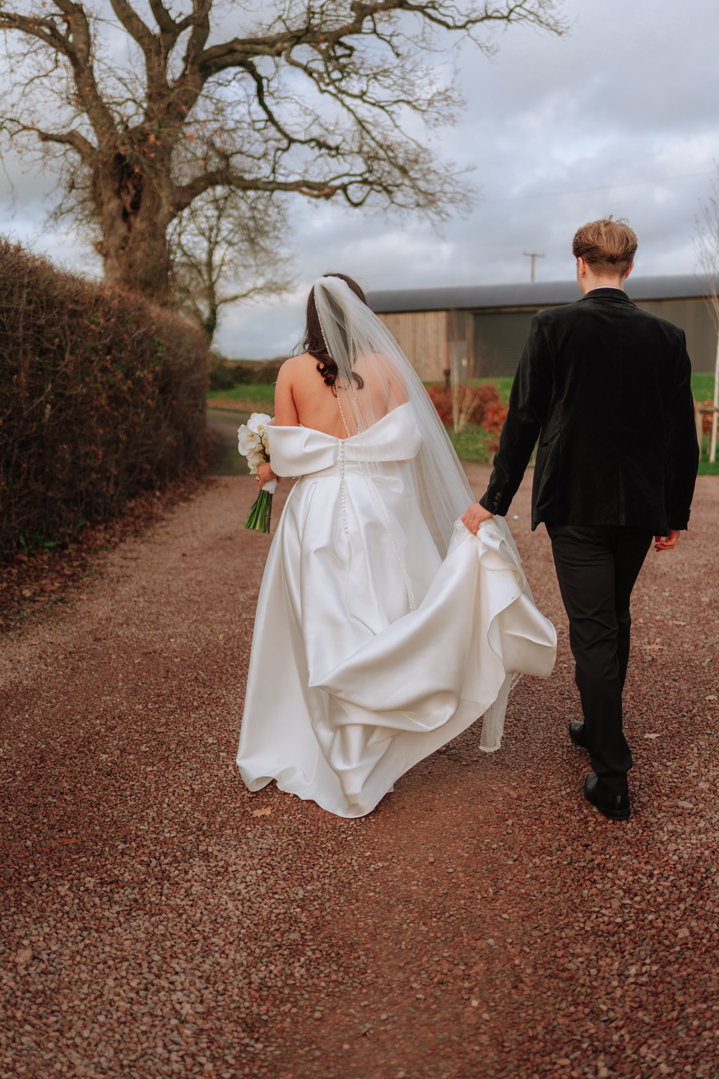 HOLLIE SIMON LLANTILIO HOUSE WEDDING PHOTOGRAPHY 013