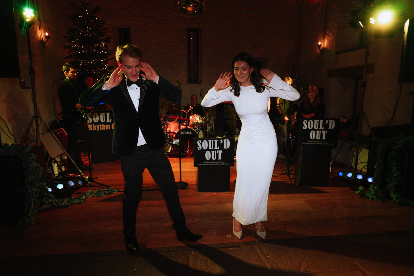 HOLLIE SIMON LLANTILIO HOUSE WEDDING PHOTOGRAPHY 024