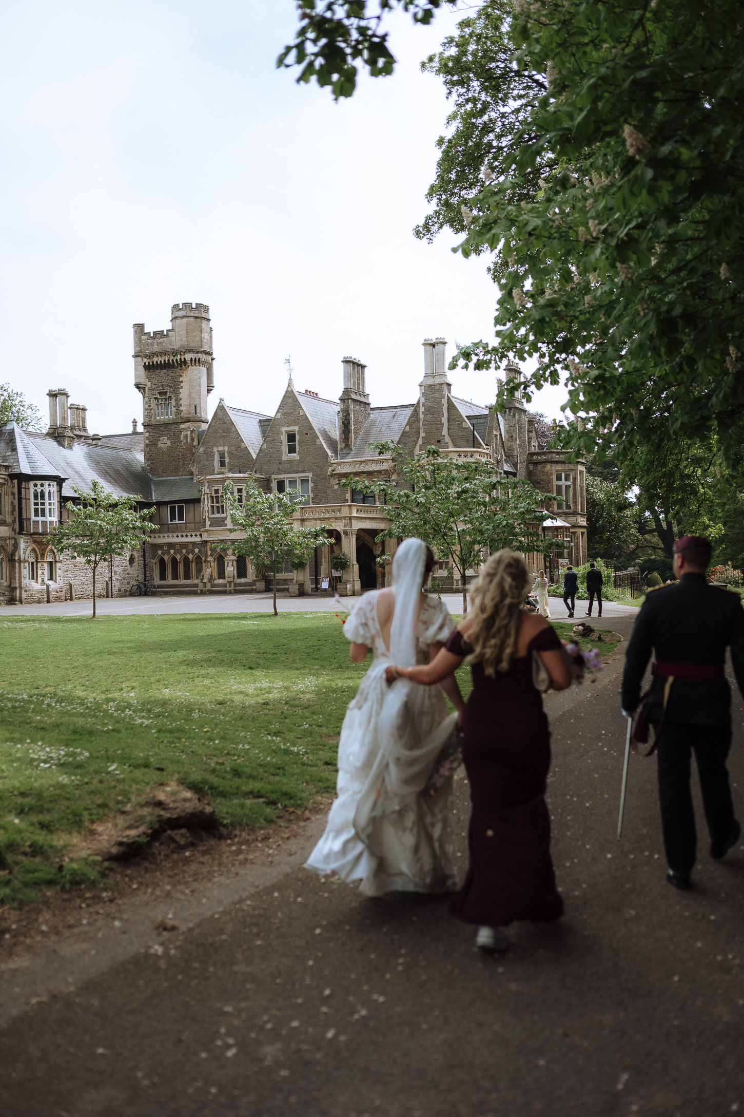 PREVIEWS LUCY GEORGE INSOLE COURT CARDIFF WEDDING 019