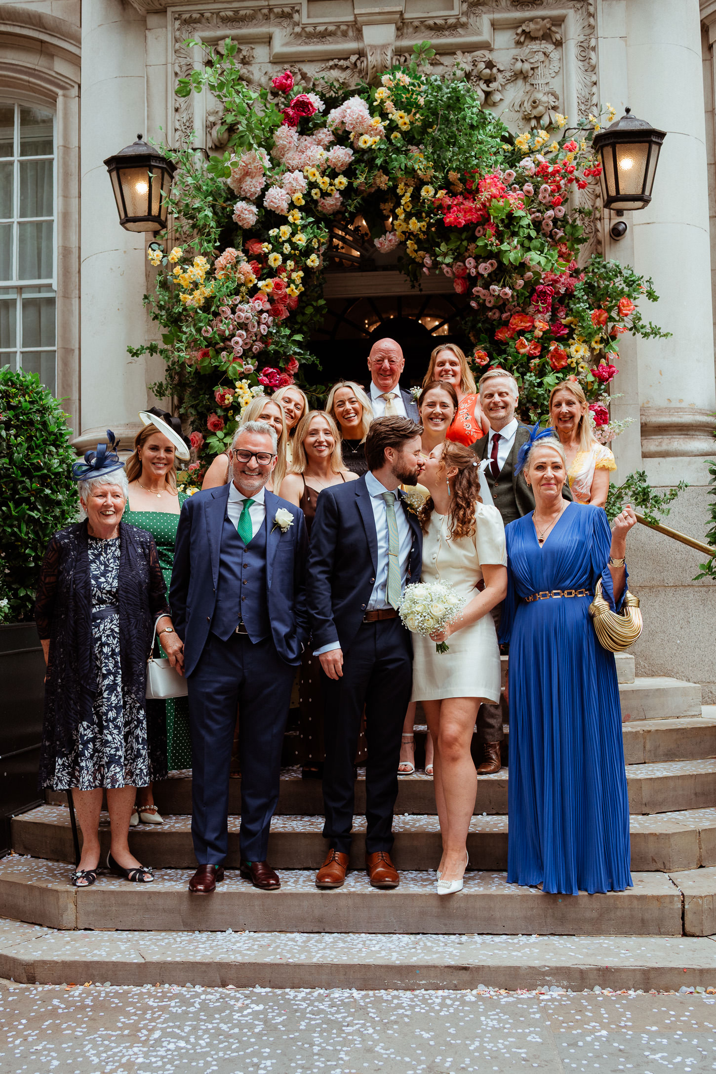 PREVIEW LOUISE WAYNE CHELSEA OLD TOWN HALL WEDDING PHOTOGRAPHY LONDON 014