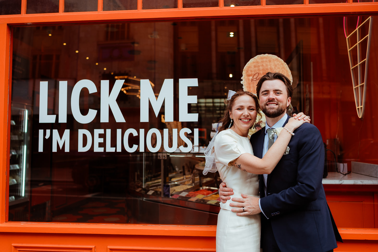 PREVIEW LOUISE WAYNE CHELSEA OLD TOWN HALL WEDDING PHOTOGRAPHY LONDON 018