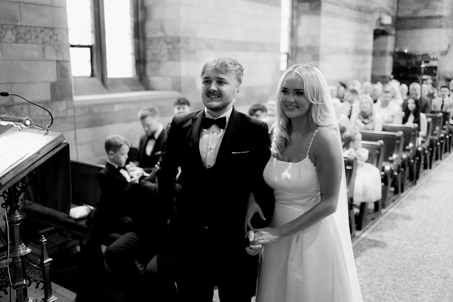 ALICE NIALL THE OLD HOUSE 1147 WEDDING PHOTOGRAPHY 006