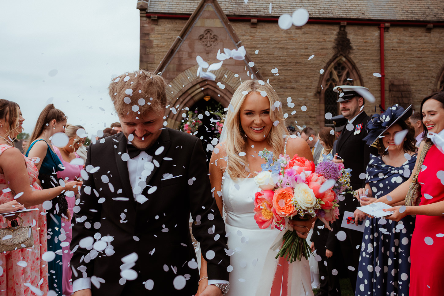 ALICE NIALL THE OLD HOUSE 1147 WEDDING PHOTOGRAPHY 009