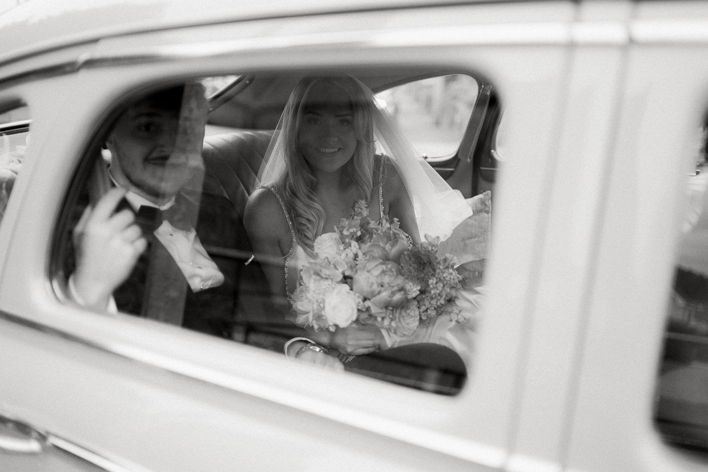 ALICE NIALL THE OLD HOUSE 1147 WEDDING PHOTOGRAPHY 014