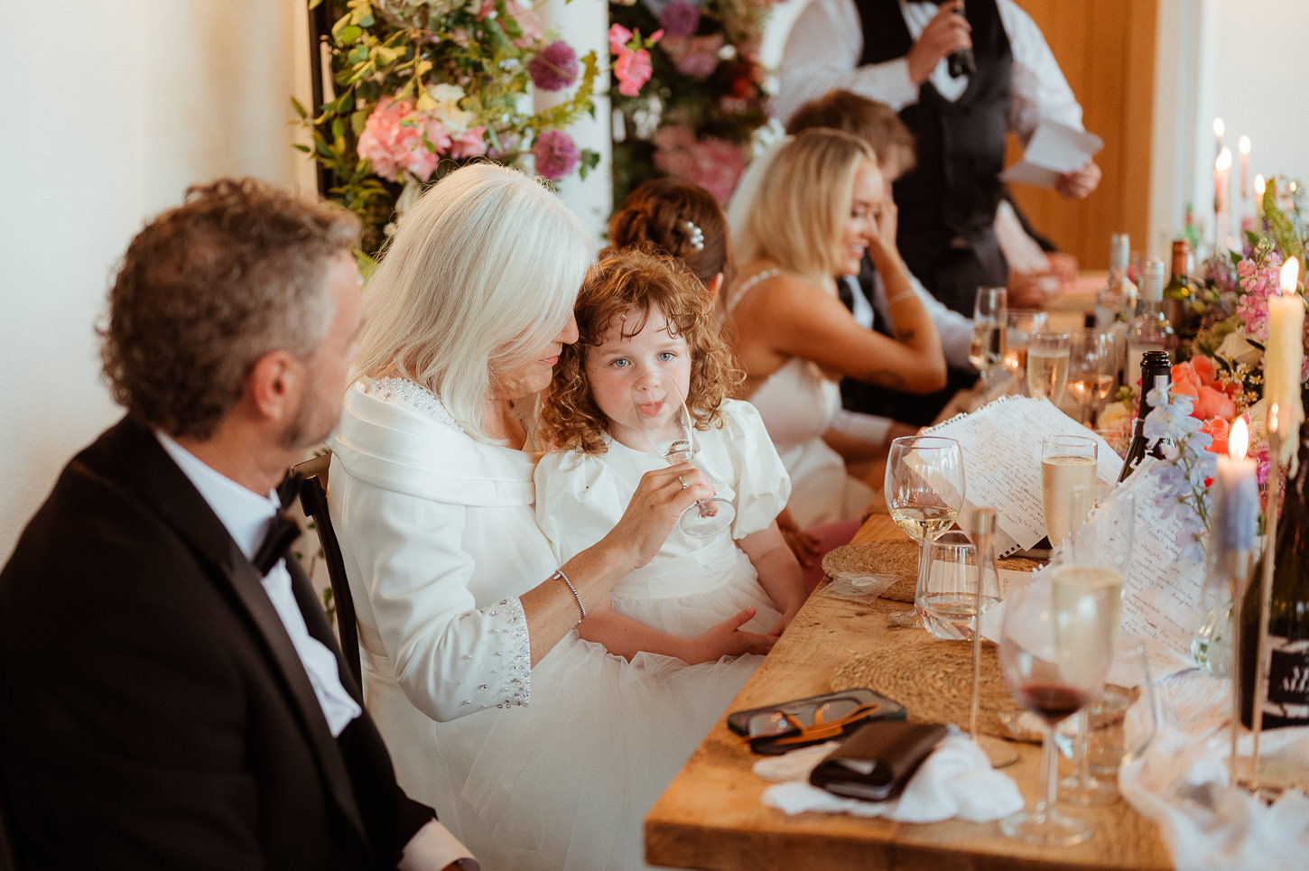 ALICE NIALL THE OLD HOUSE 1147 WEDDING PHOTOGRAPHY 020