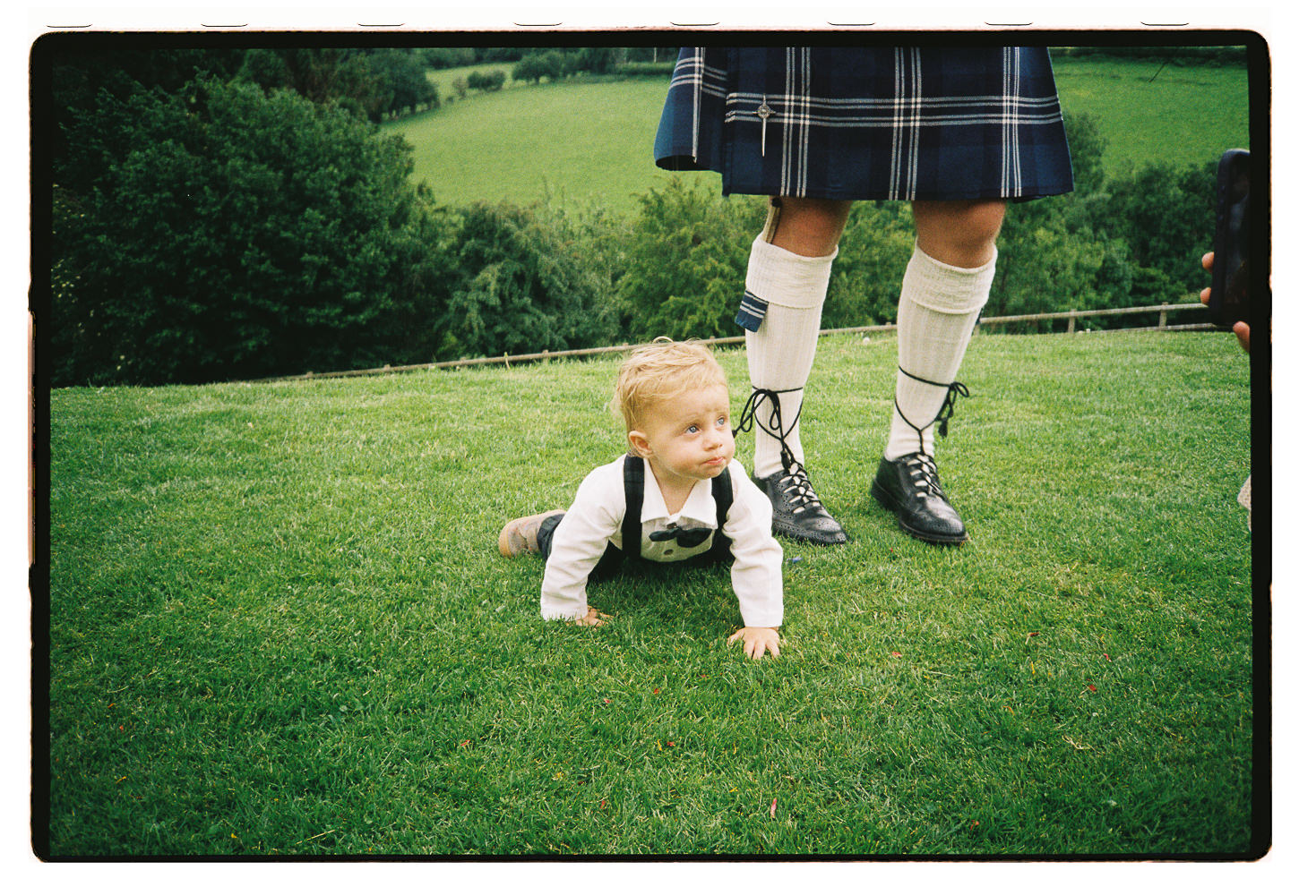 LAUREN SAM PREVIEW WEDDING FILM PHOTOGRAPHY SUGARLOAF BARN 008