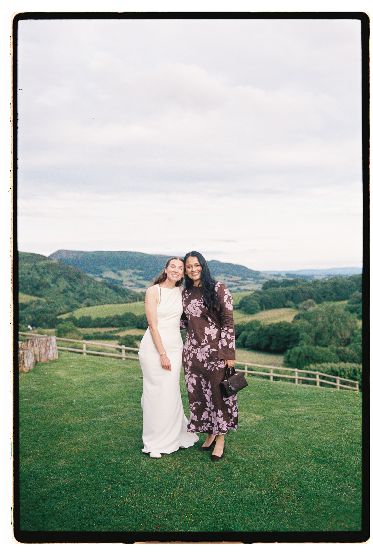 LAUREN SAM PREVIEW WEDDING FILM PHOTOGRAPHY SUGARLOAF BARN 011