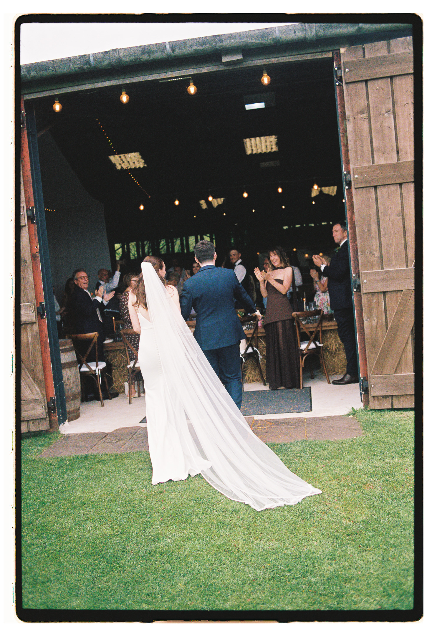 LAUREN SAM PREVIEW WEDDING FILM PHOTOGRAPHY SUGARLOAF BARN 014