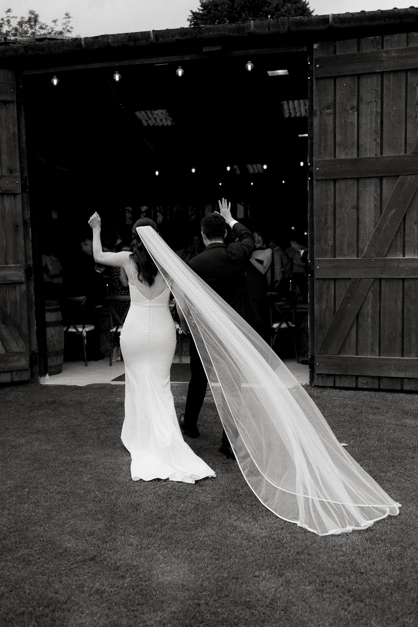 LAUREN SAM SUGARLOAF BARN WEDDING PHOTOGRAPHY 012