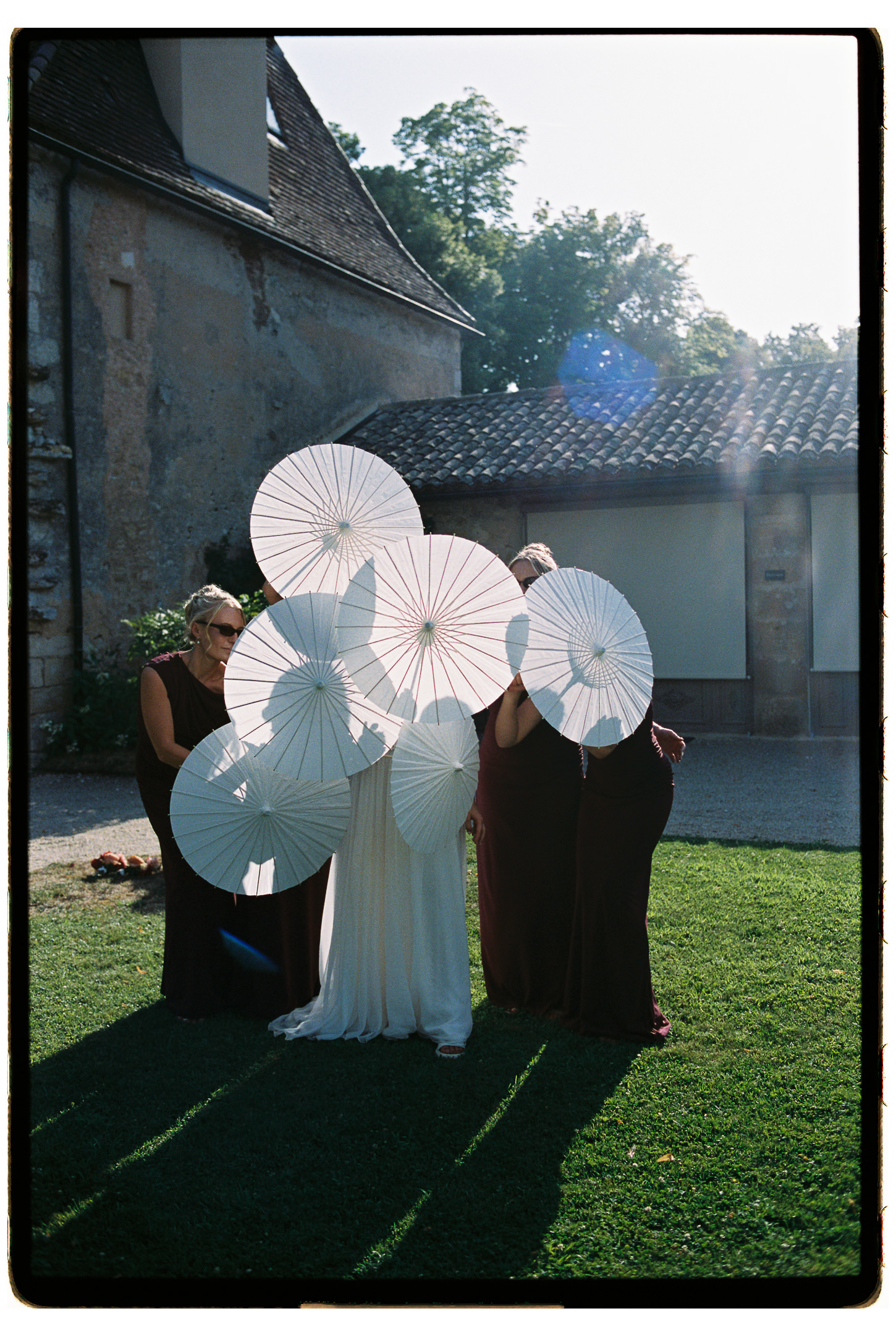 LOUISE WAYNE PREVIEW WEDDING FILM PHOTOGRAPHY CHATEAU DE CAZENAC 005
