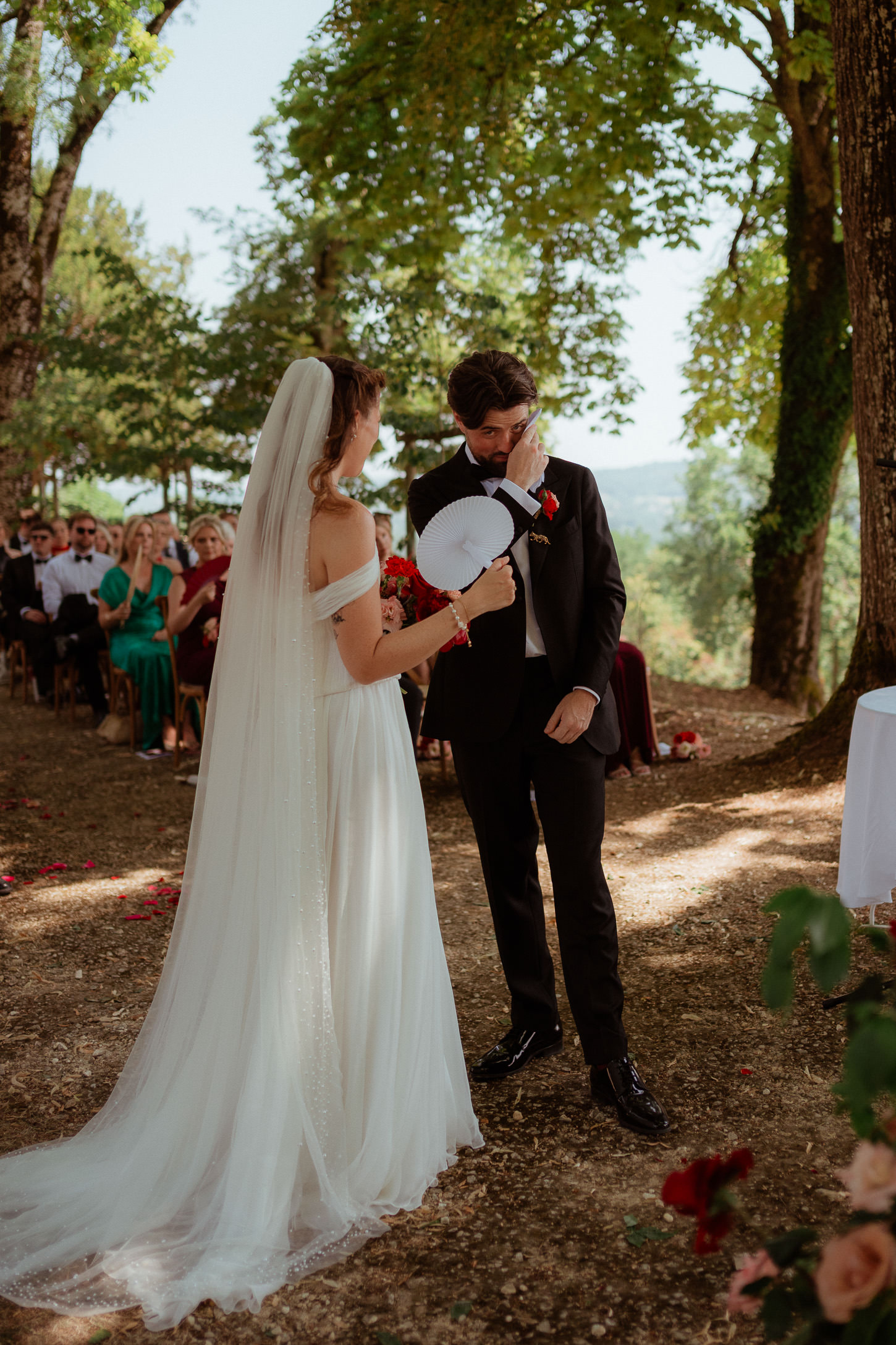 LOUISE WAYNE CHATEAU DE CAZENAC WEDDING PHOTOGRAPHY DORDOGNE FRANCE 005