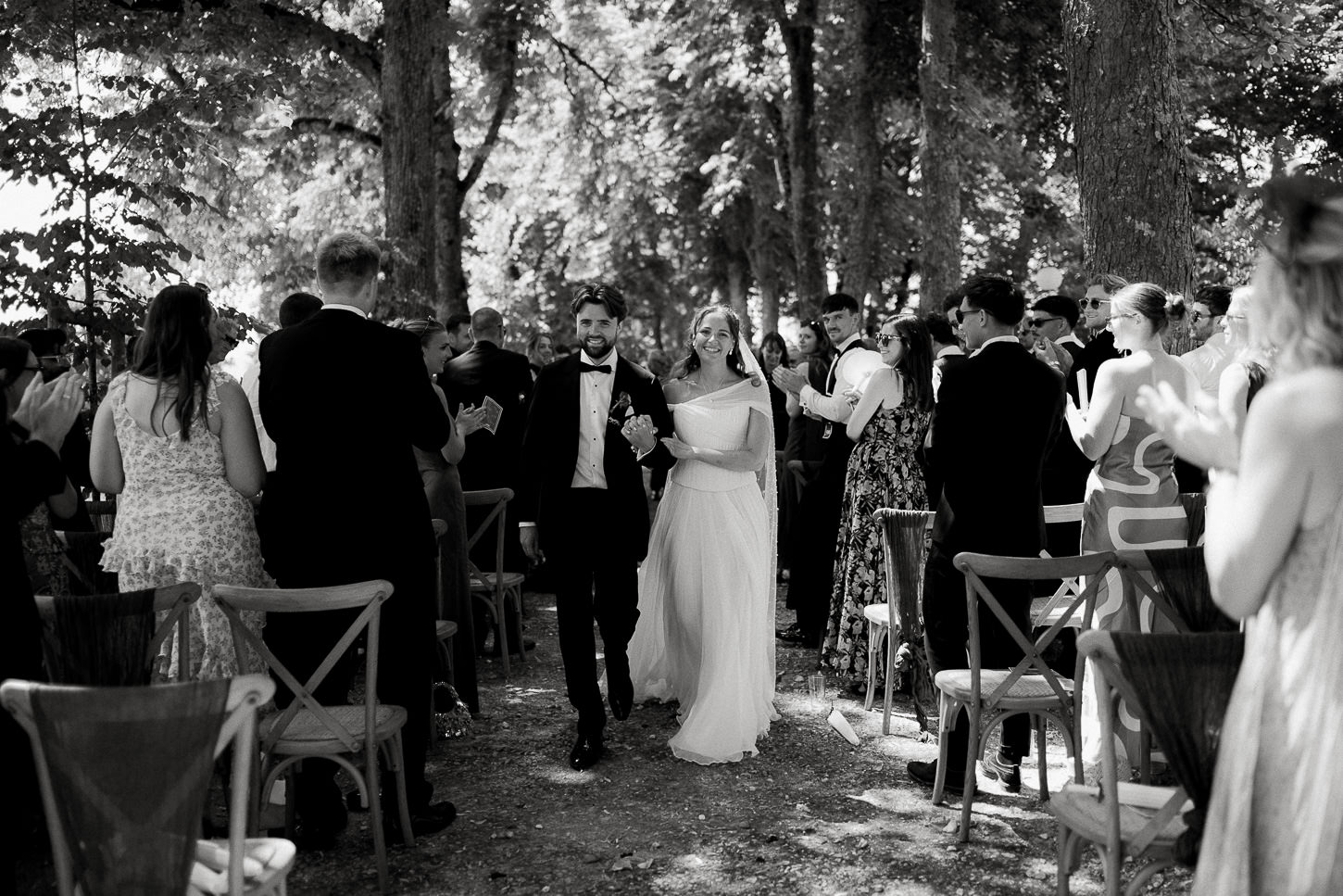 LOUISE WAYNE CHATEAU DE CAZENAC WEDDING PHOTOGRAPHY DORDOGNE FRANCE 007