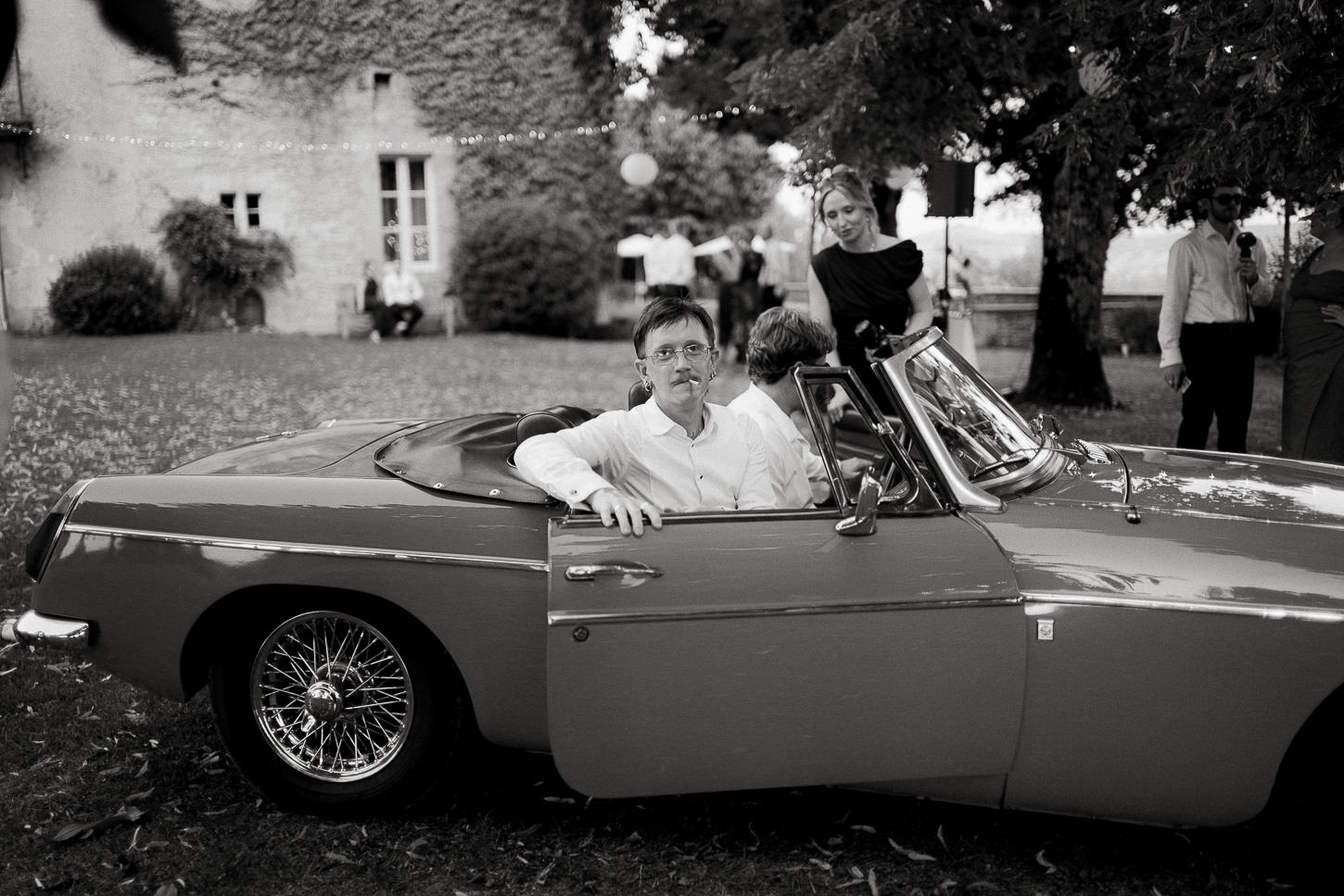 LOUISE WAYNE CHATEAU DE CAZENAC WEDDING PHOTOGRAPHY DORDOGNE FRANCE 035