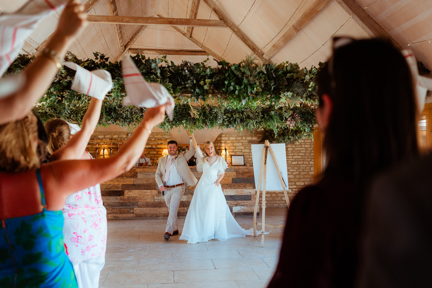 MADDY CIAN OLD GORE BARN COTWSOLDS WEDDING PHOTOGRAPHY 014