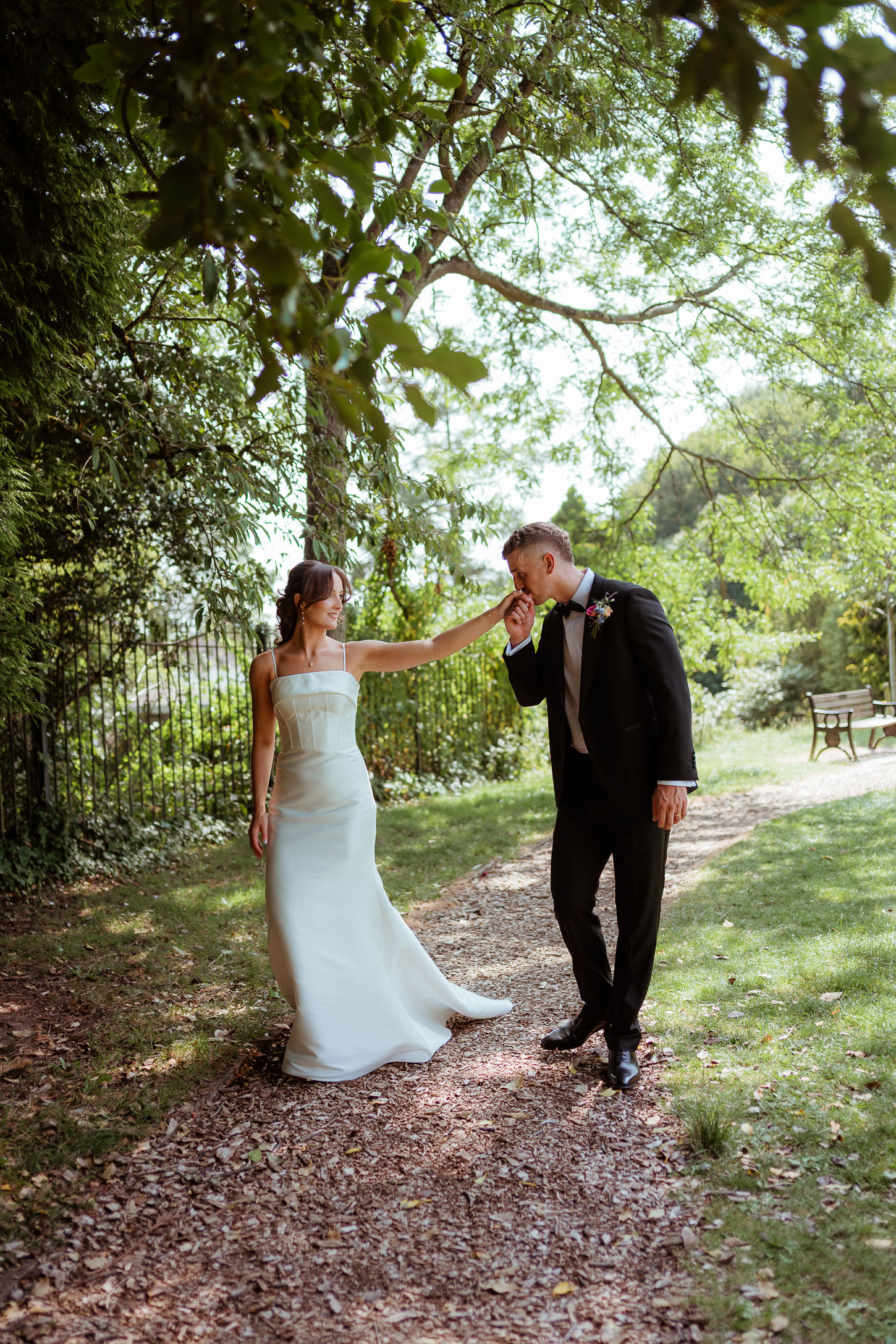 KATE CRAIG INSOLE COURT CARDIFF PENARTH WEDDING PHOTOGRAPHY 006