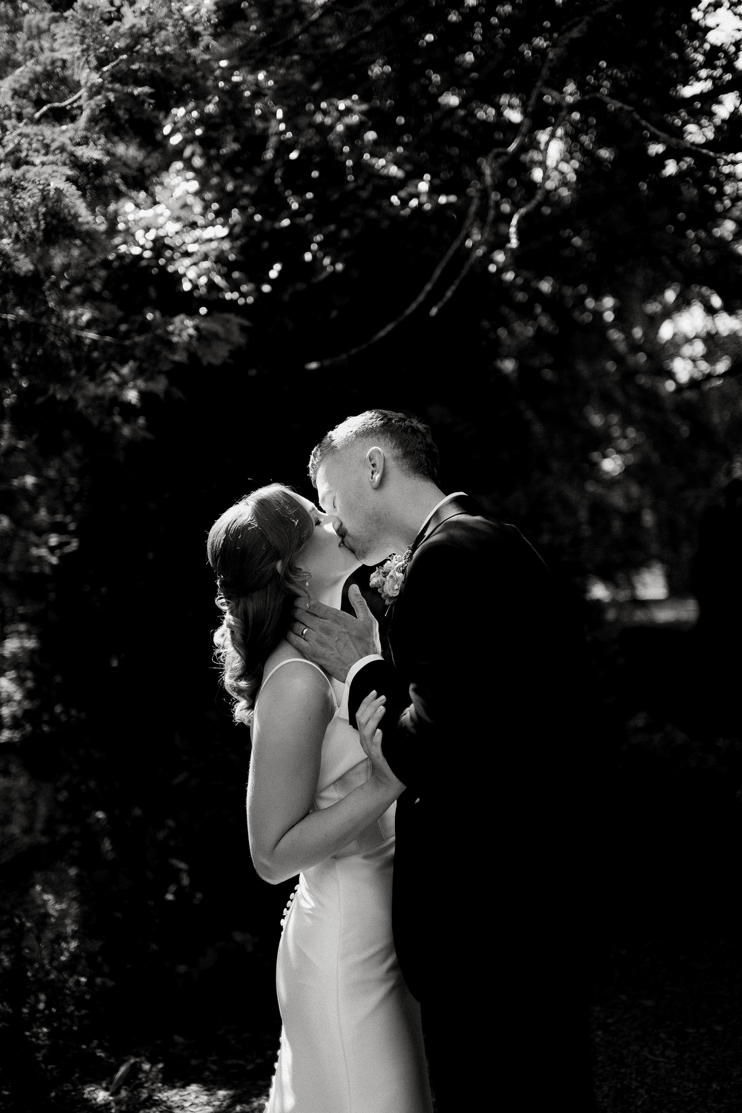 KATE CRAIG INSOLE COURT CARDIFF PENARTH WEDDING PHOTOGRAPHY 007