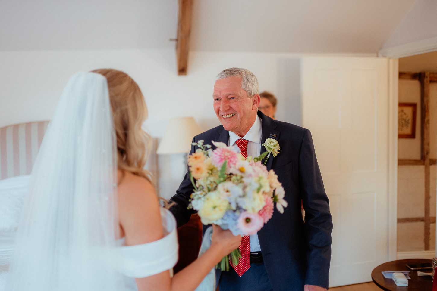 PREVIEWS MOLLY JORDAN LLANTILIO HOUSE WEDDING PHOTOGRAPHY 005