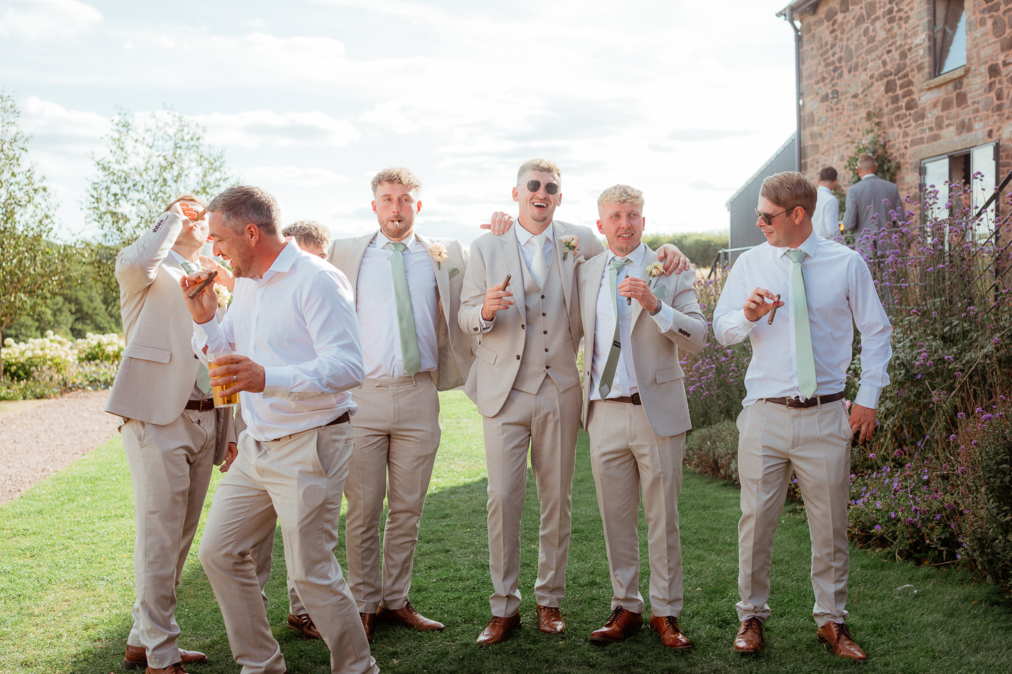 PREVIEWS MOLLY JORDAN LLANTILIO HOUSE WEDDING PHOTOGRAPHY 026