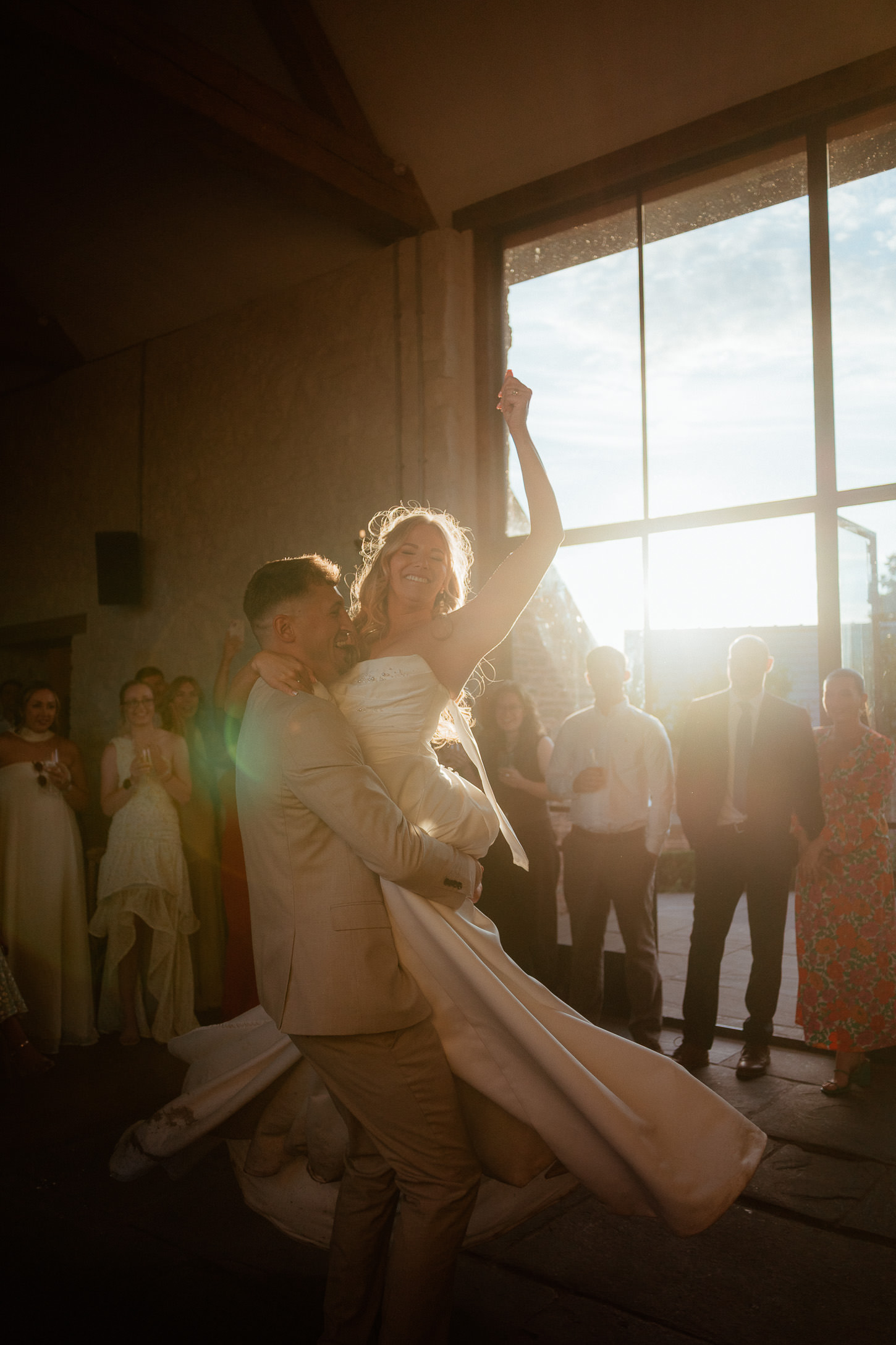 PREVIEWS MOLLY JORDAN LLANTILIO HOUSE WEDDING PHOTOGRAPHY 040
