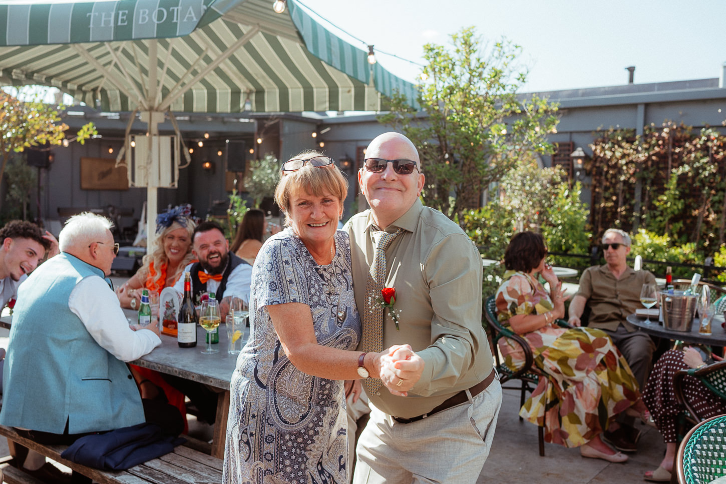 ISSY NATHAN ROYAL WELSH COLLEGE MUSIC AND DRAMA THE BOTANIST CARDIFF WEDDING PHOTOGRAPHY 022