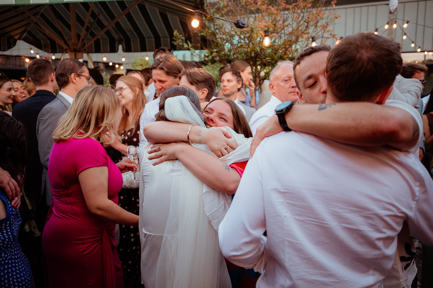 ISSY NATHAN ROYAL WELSH COLLEGE MUSIC AND DRAMA THE BOTANIST CARDIFF WEDDING PHOTOGRAPHY 039