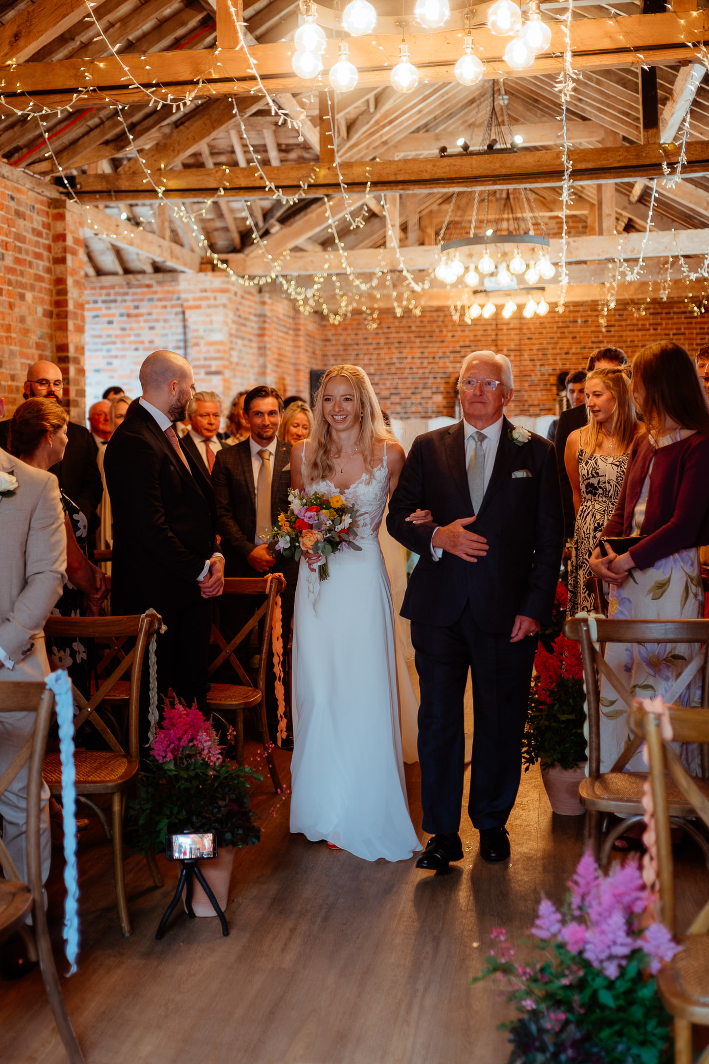 JOSIE KIERAN THE RIDGEWAY BARNS WILTSHIRE WEDDING PHOTOGRAPHY 003