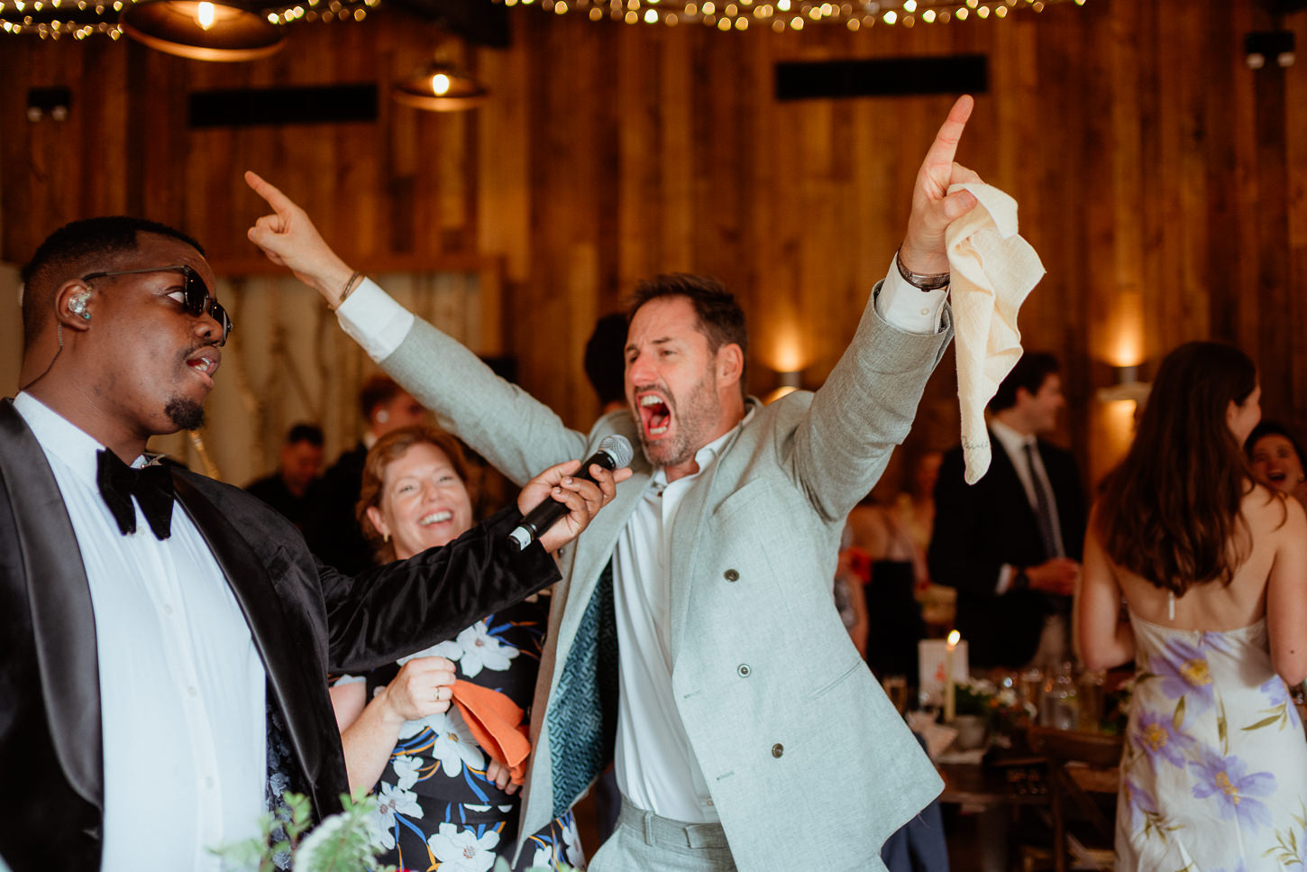JOSIE KIERAN THE RIDGEWAY BARNS WILTSHIRE WEDDING PHOTOGRAPHY 019