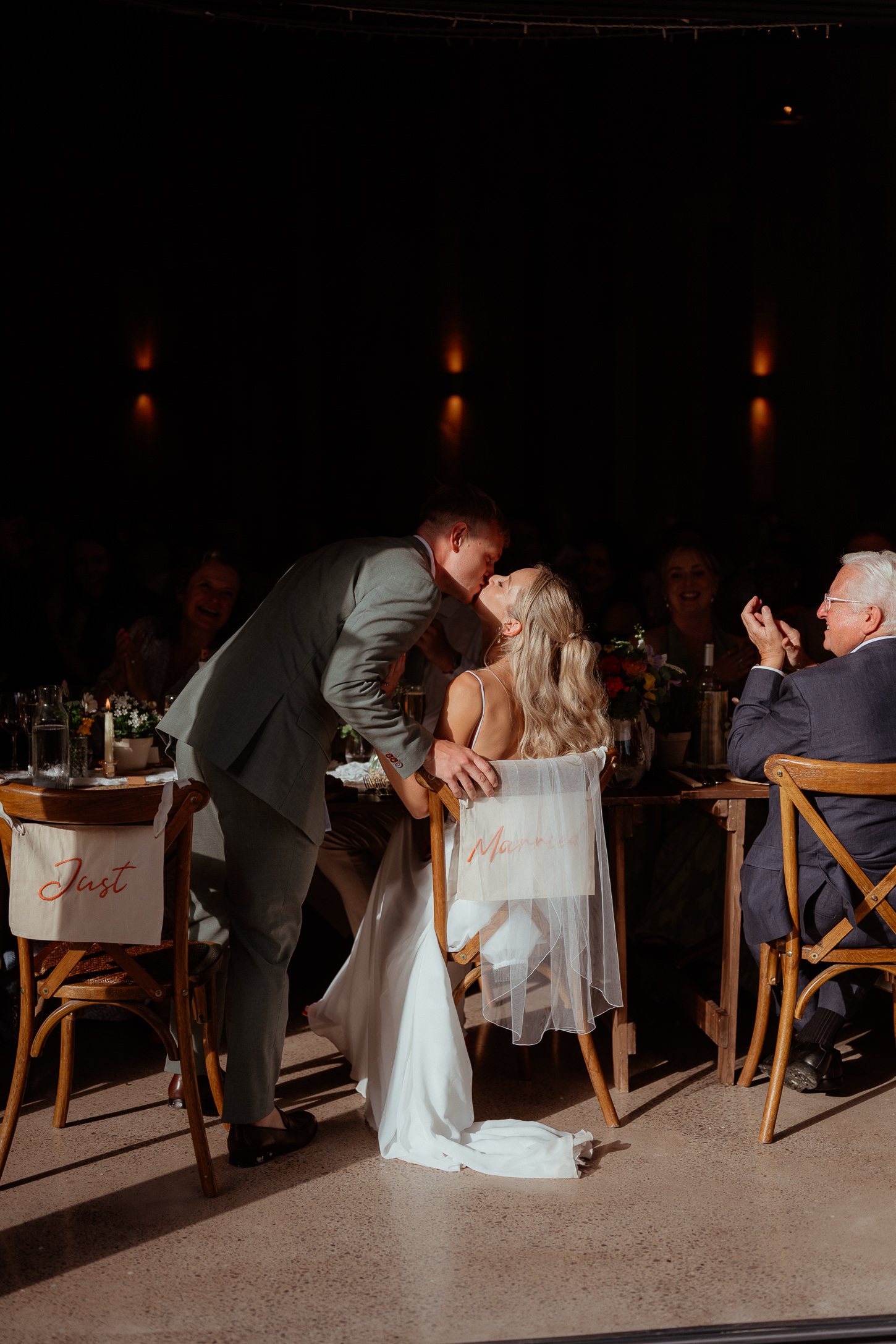 JOSIE KIERAN THE RIDGEWAY BARNS WILTSHIRE WEDDING PHOTOGRAPHY 020
