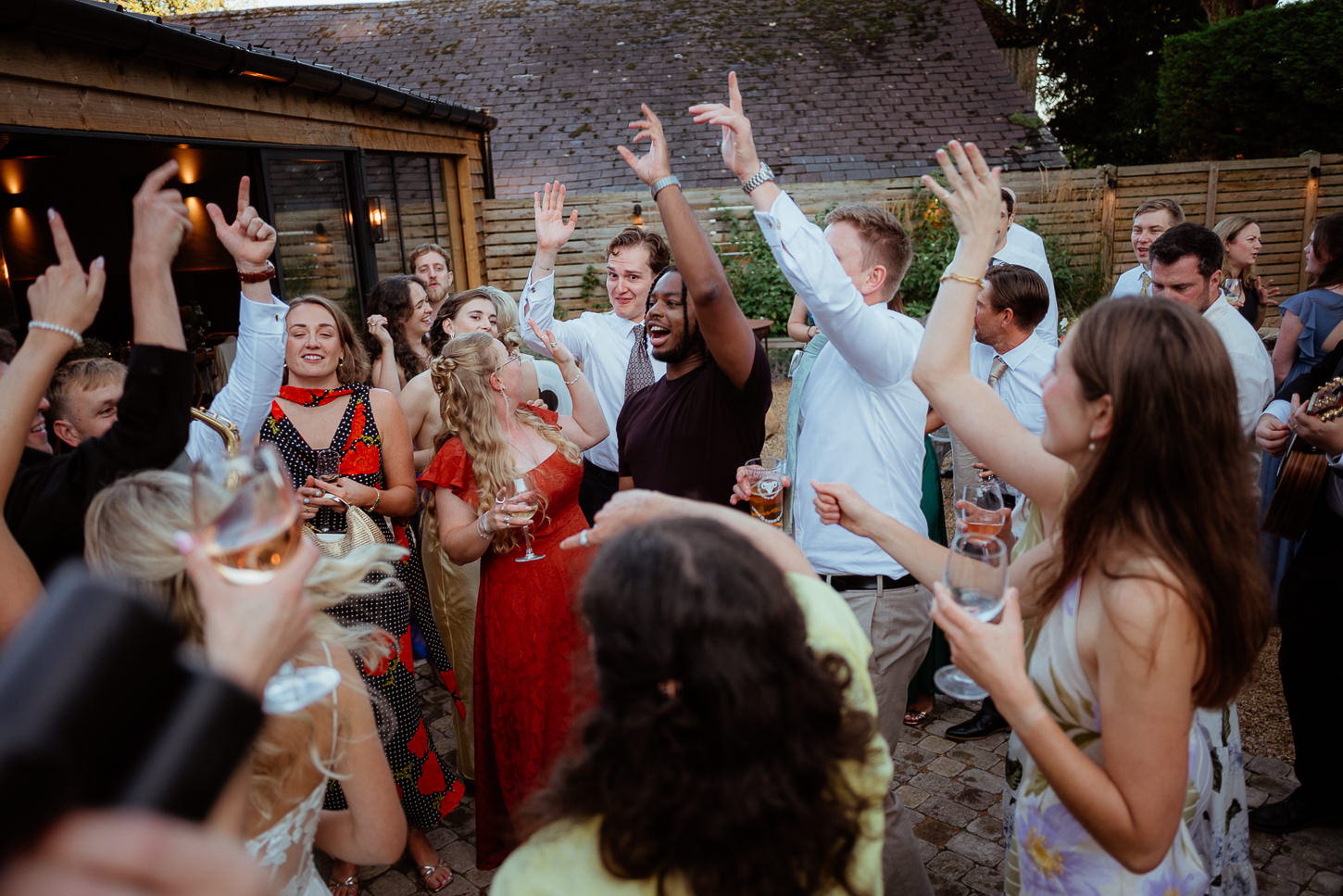 JOSIE KIERAN THE RIDGEWAY BARNS WILTSHIRE WEDDING PHOTOGRAPHY 024
