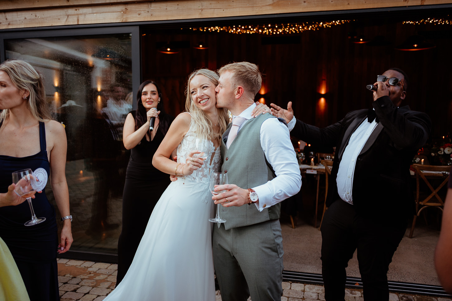 JOSIE KIERAN THE RIDGEWAY BARNS WILTSHIRE WEDDING PHOTOGRAPHY 029