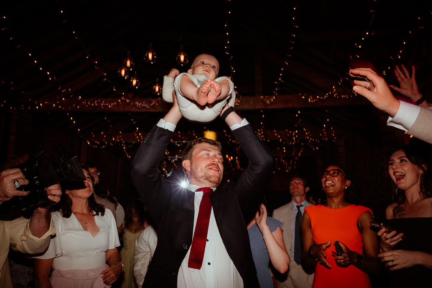 JOSIE KIERAN THE RIDGEWAY BARNS WILTSHIRE WEDDING PHOTOGRAPHY 041