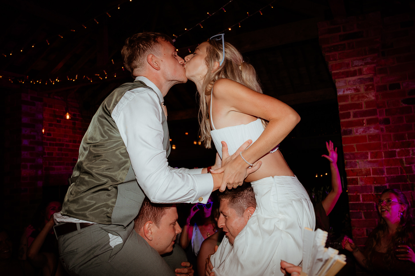 JOSIE KIERAN THE RIDGEWAY BARNS WILTSHIRE WEDDING PHOTOGRAPHY 055