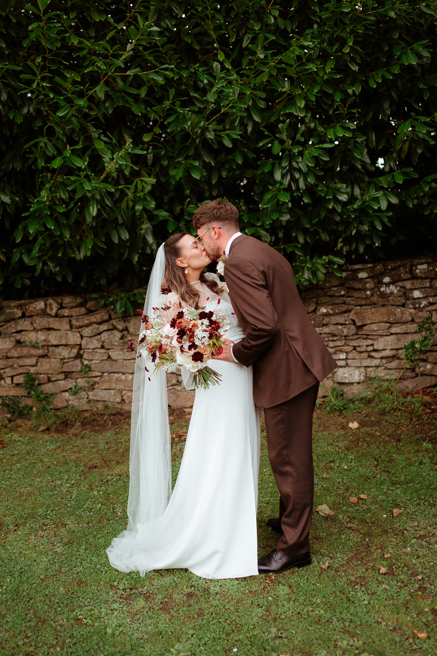 PREVIEWS MOLLY JAMIE THE OLD HOUSE 1147 WEDDING PHOTOGRAPHY 005