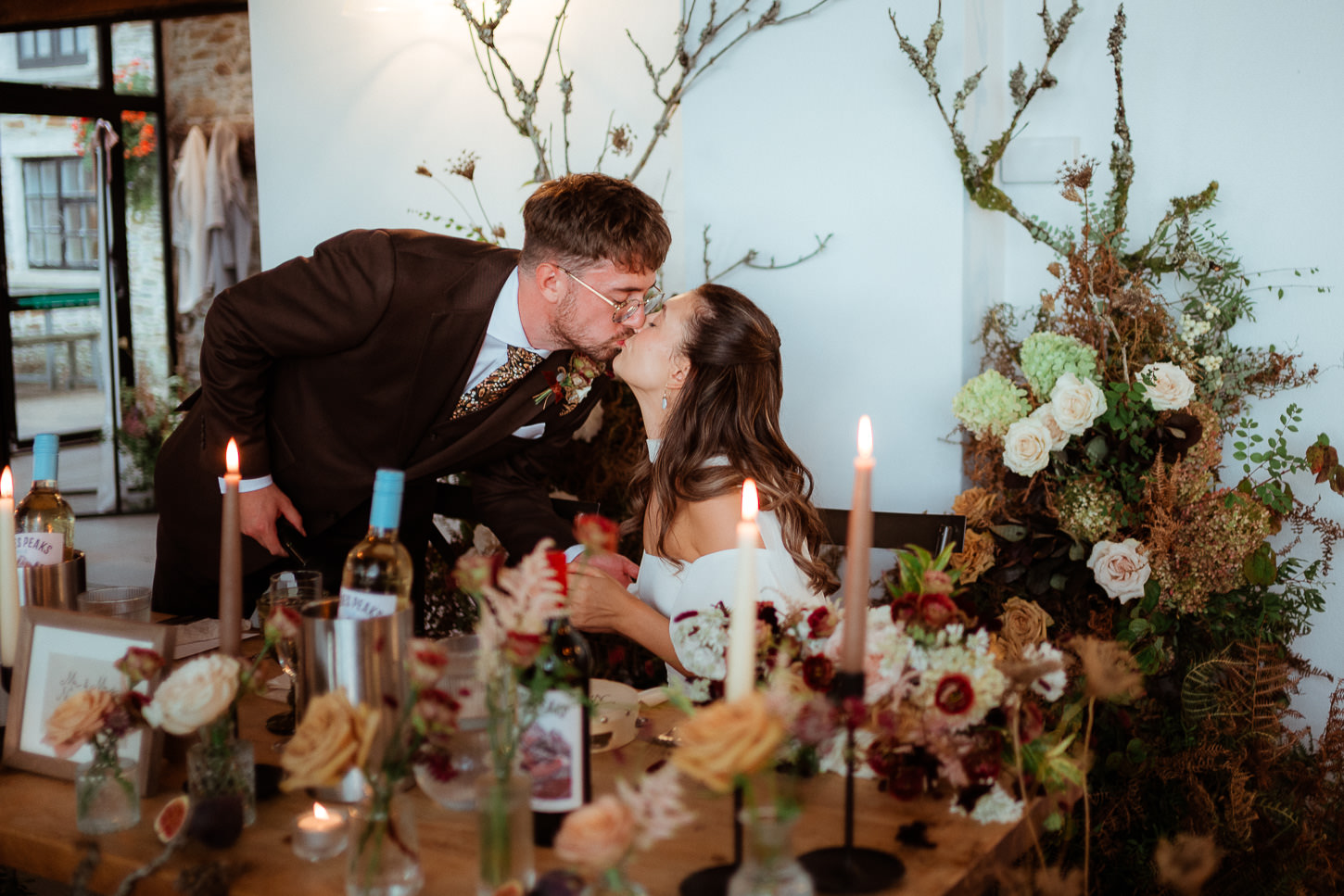 PREVIEWS MOLLY JAMIE THE OLD HOUSE 1147 WEDDING PHOTOGRAPHY 010