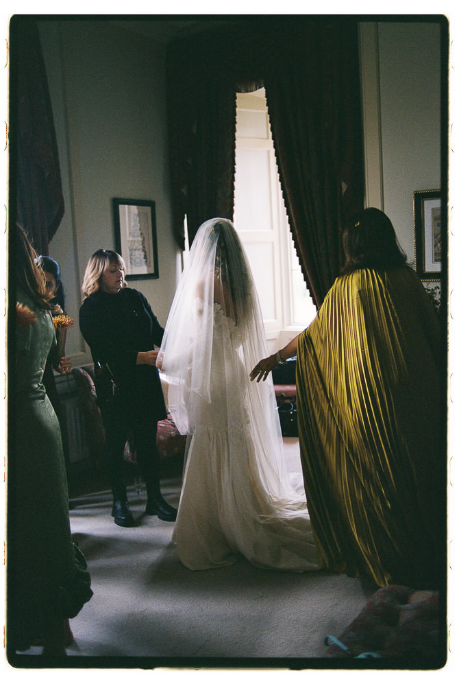 /weddings on film/35mm analogue film wedding photography hampton castle herefordshire